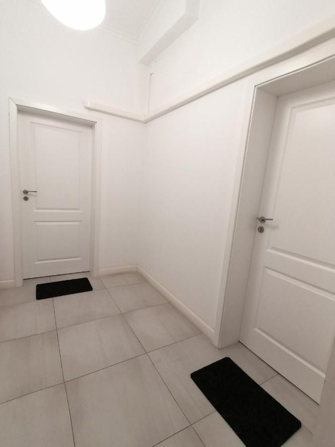 Central Accommodation Тімішоара Екстер'єр фото